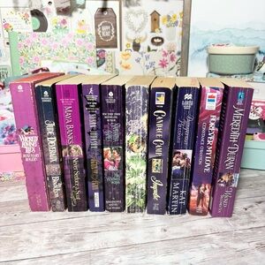 Lot Of 10 Historical Romance Novels Paperback Books Vintage Deveraux Rogers HR